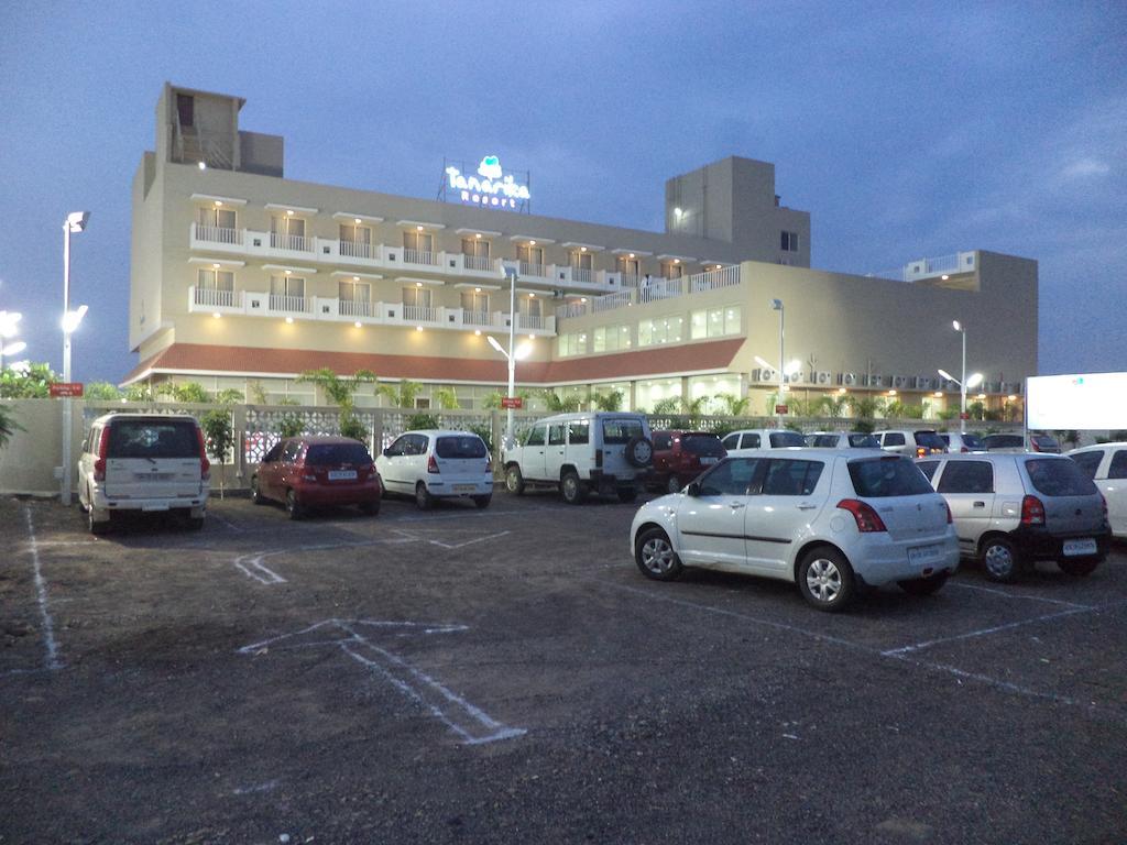 Tanarika Resort Bhusāwal Eksteriør billede