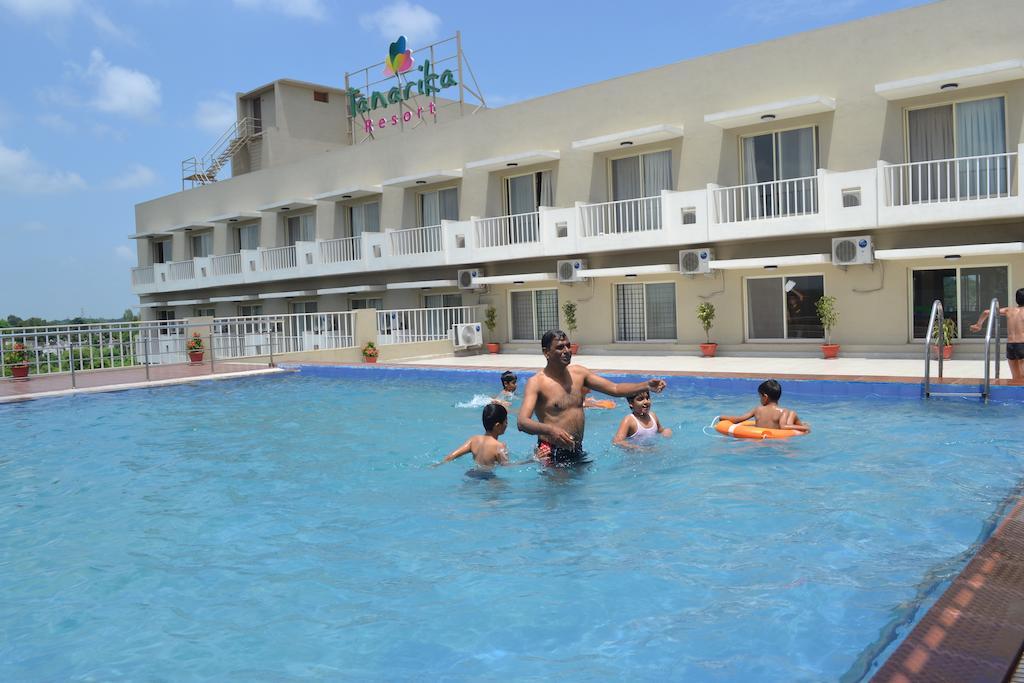 Tanarika Resort Bhusāwal Eksteriør billede